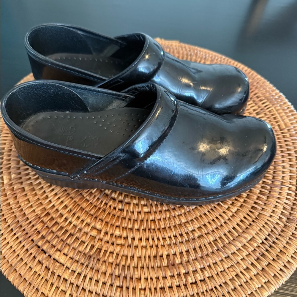 Dansko Shiny Black professional nursing Shoes slip resistant size 38 - Picture 3 of 12